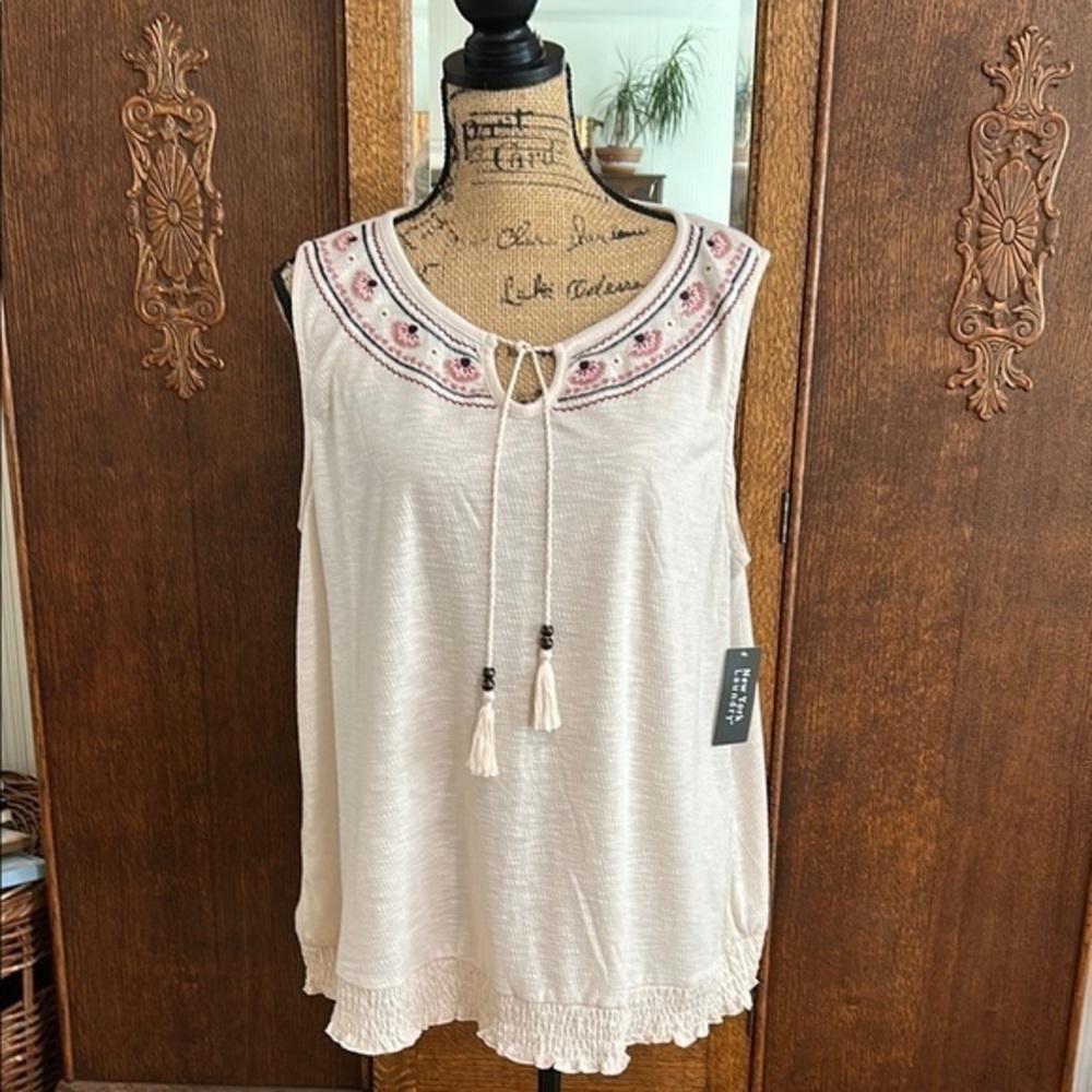 New York Laundry Cream Tie Front Tank Top